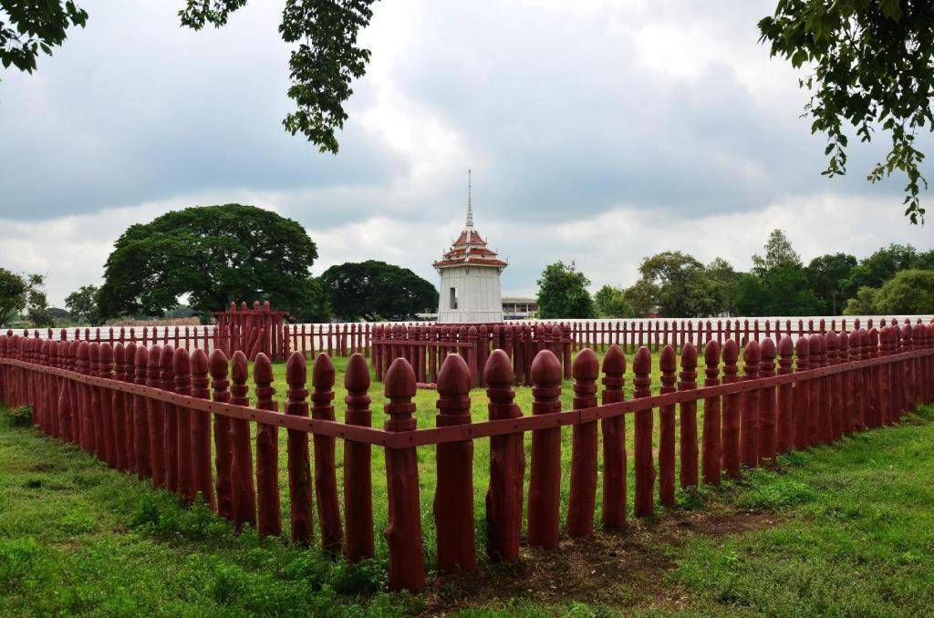 The Avail Phra Nakhon Si Ayutthaya Exterior foto